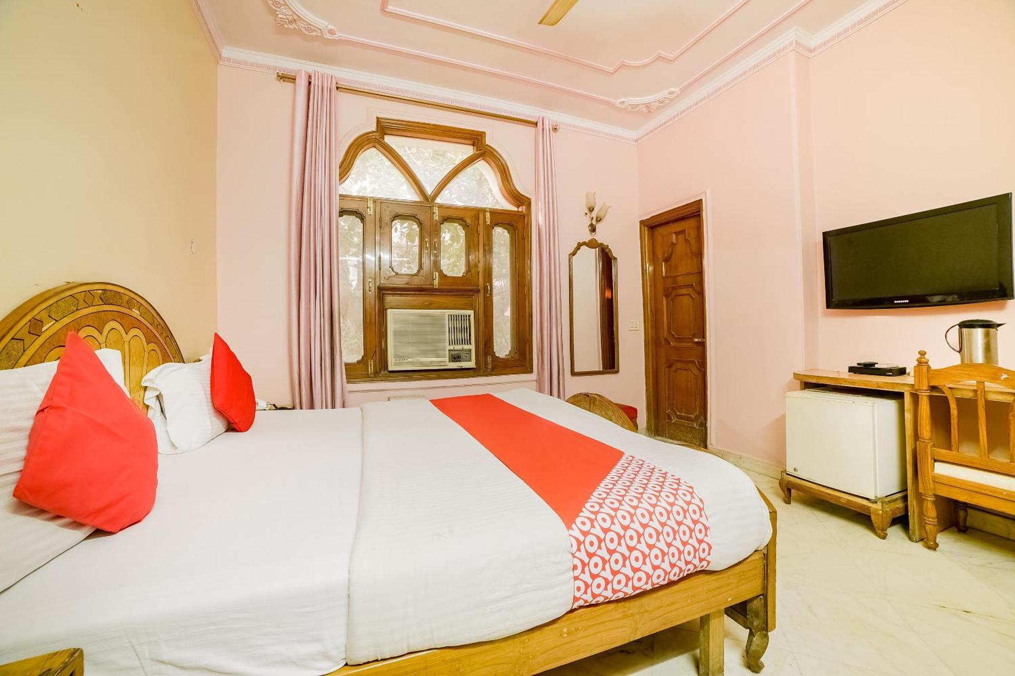 Super Hotel O Blue Sapphire Delhi New Delhi Eksteriør bilde